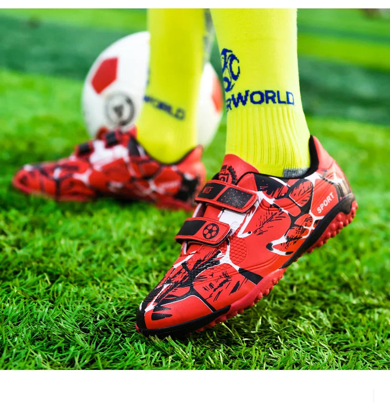 Buty piłkarskie dziecięce - zapinane na rzepy