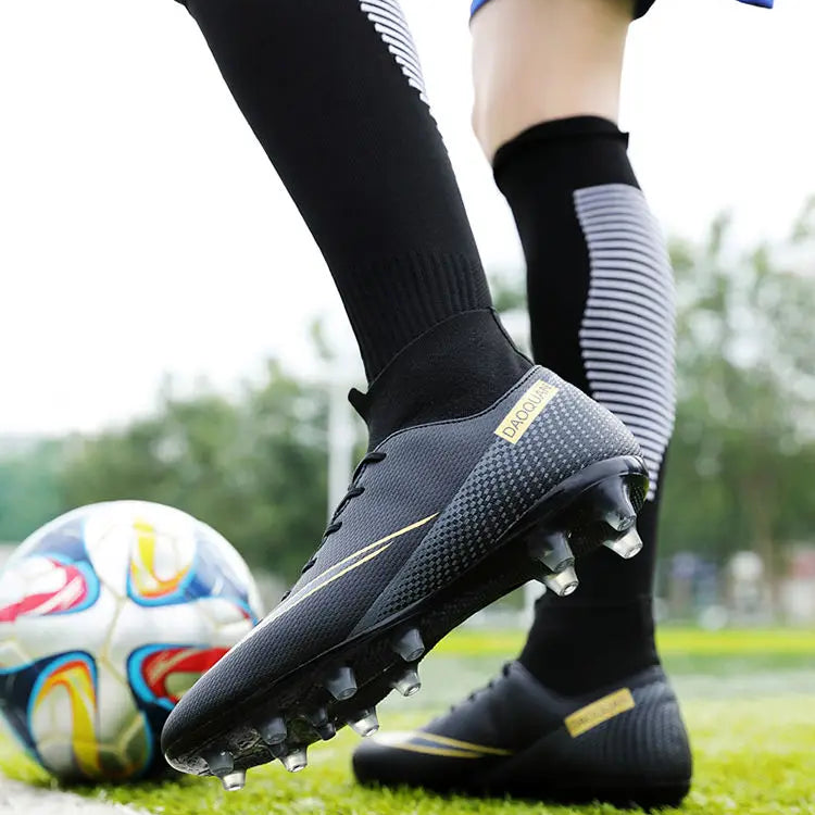 Męskie buty piłkarskie - elastyczna cholewka - lekkość - kontrola piłki