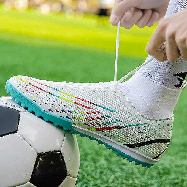 Męskie buty piłkarskie - zaawansowana cholewka - lekkość precyzja