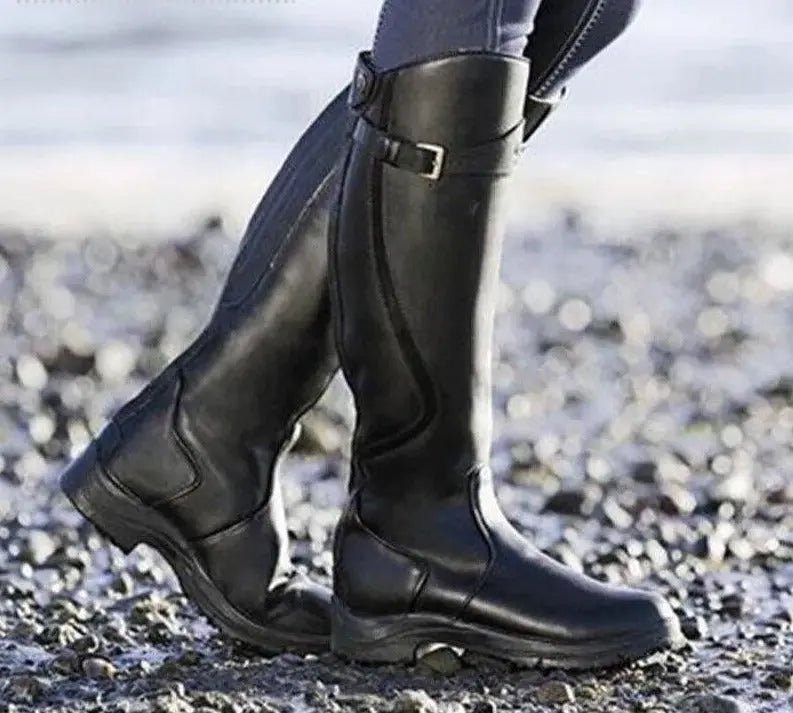 Casualne skórzane botki gladiatorki - niski obcas - modny - vivano - warszawa