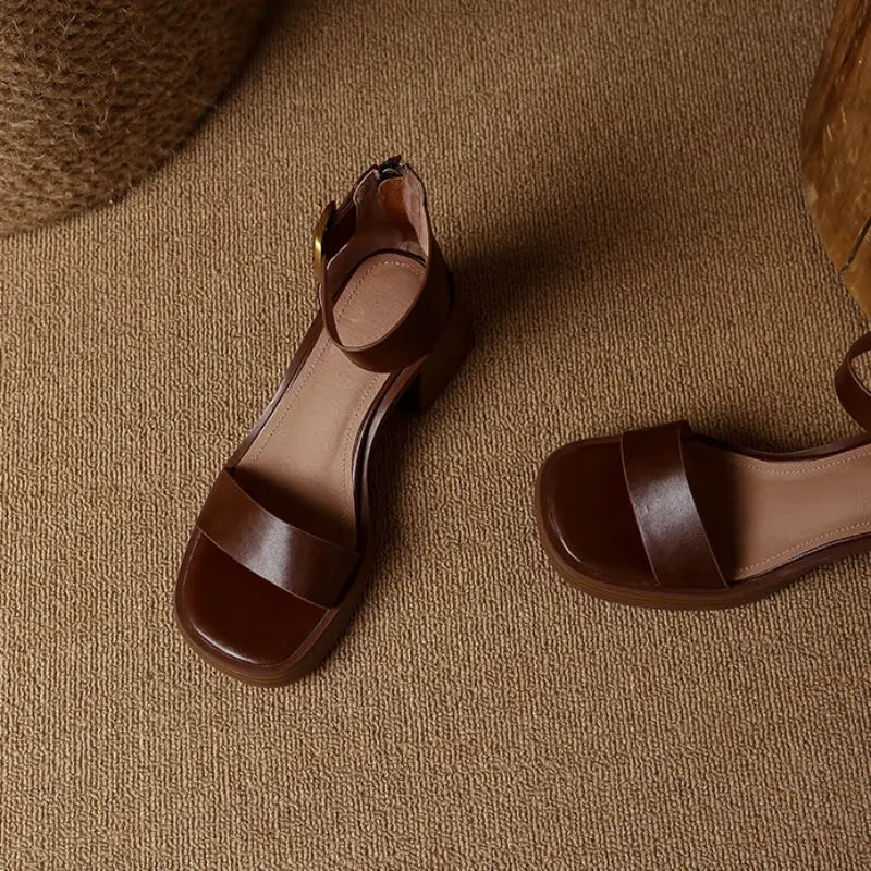 DAISY - Eleganckie Sandały na Obcasie - Komfort i Styl - vivano - warszawa