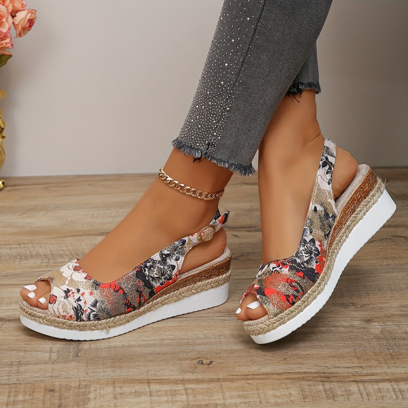 Flora - stylowe, wygodne sandały na koturnie z czarującym kwiatowym wzorem dla kobiet - vivano - warszawa