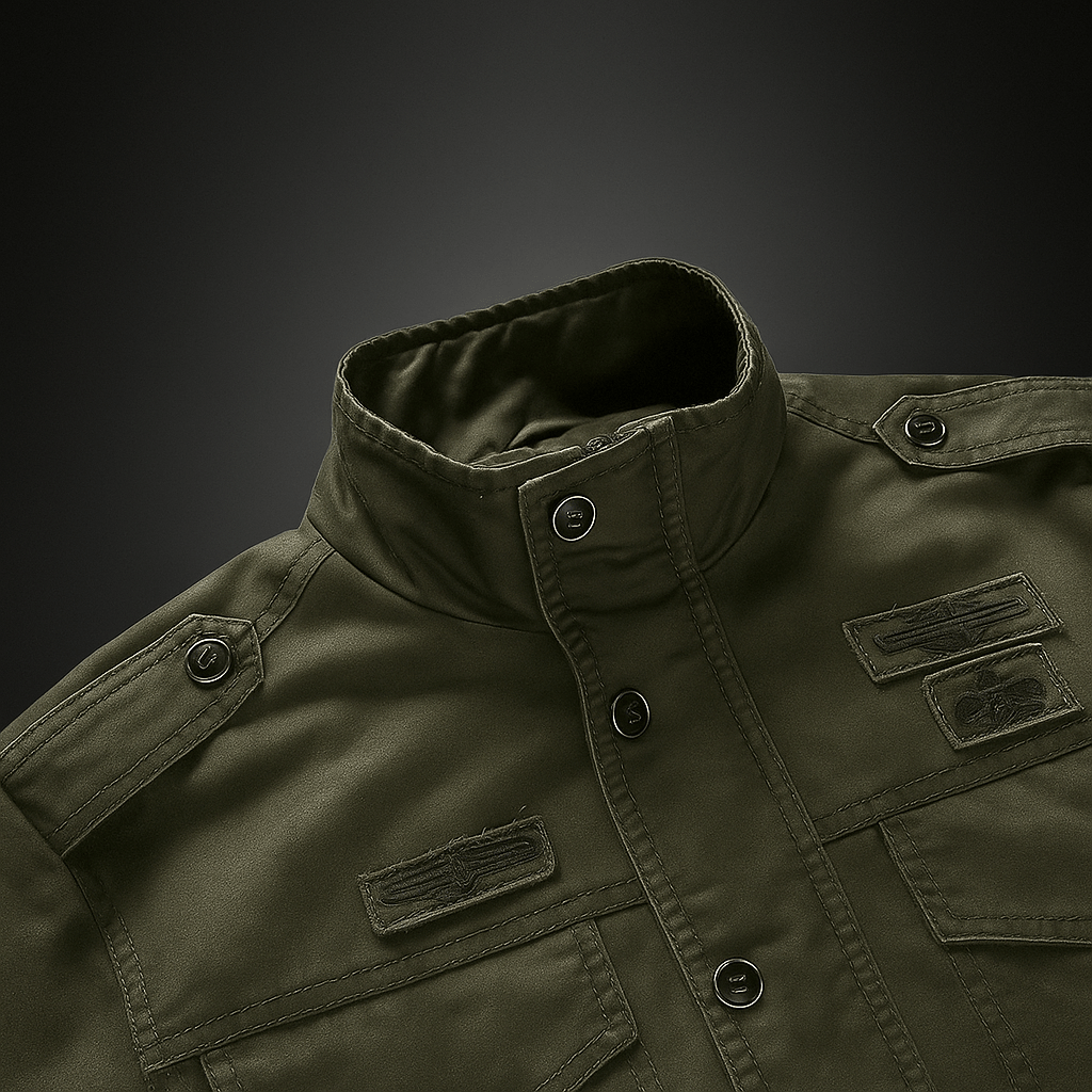 Męska Kurtka w Militarnym Stylu ze Stojącym Kołnierzem