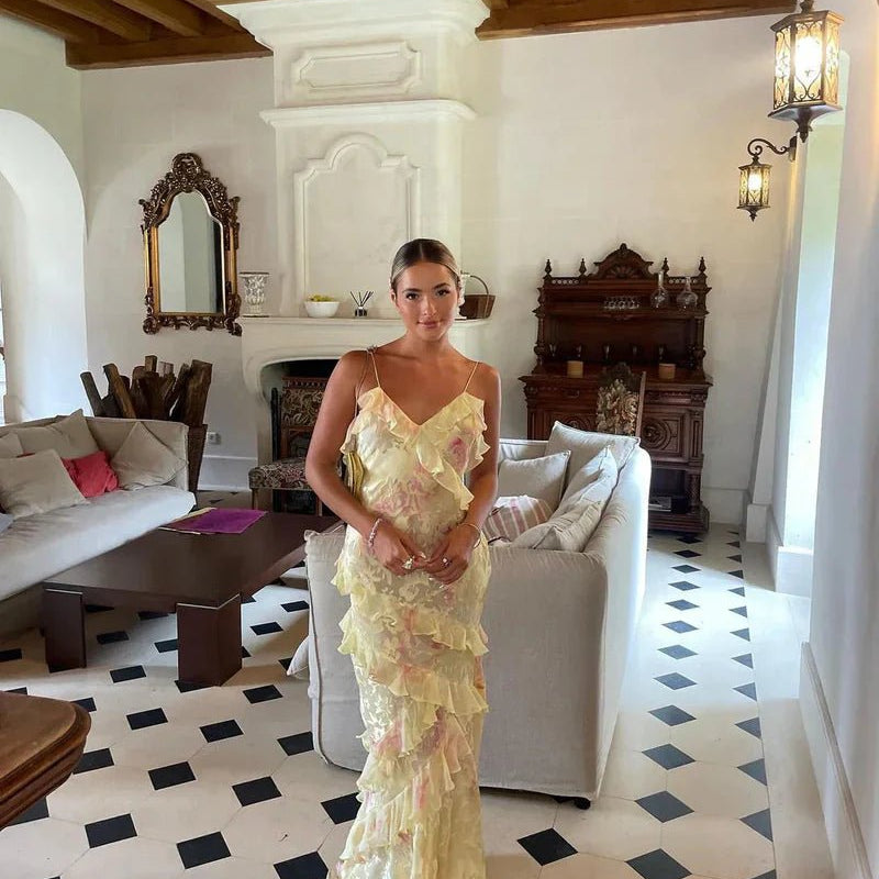 Sukienka maxi z falbanami i cienkimi ramiączkami - vivano - warszawa