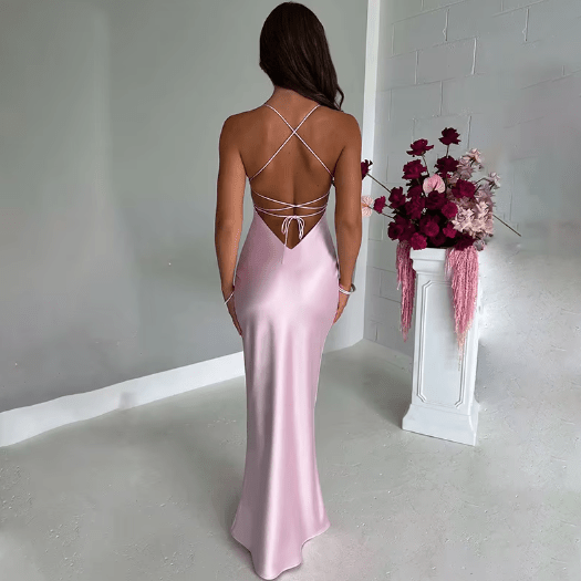 Sukienka wieczorowa z odkrytymi plecami i satynowym wykończeniem - vivano - warszawa