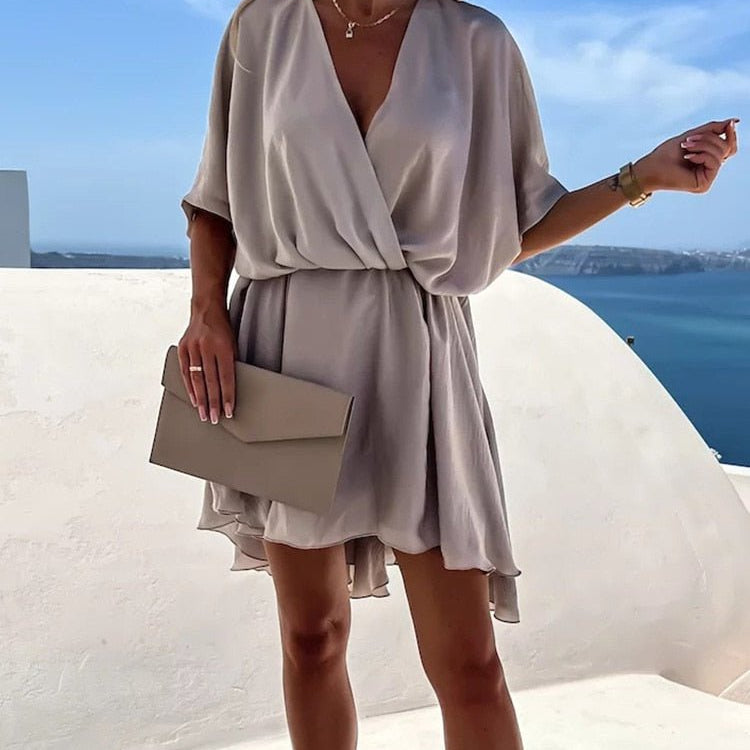 Sukienka z dekoltem V Born - vivano - warszawa