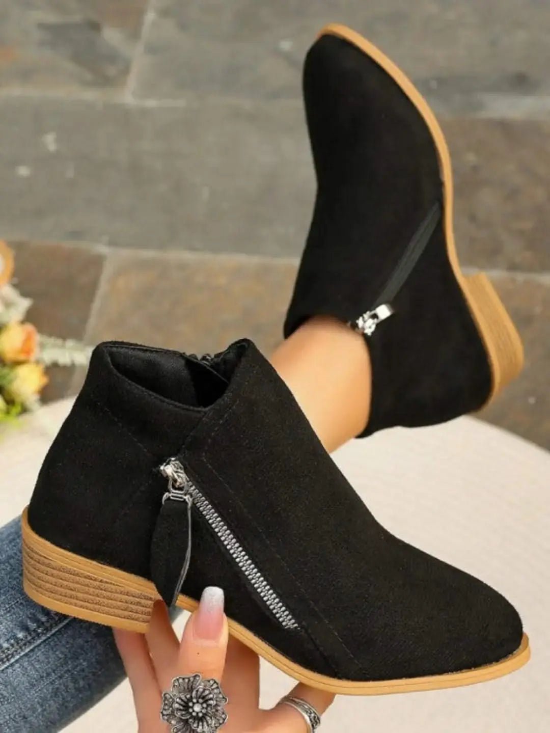 Zamszowe Botki na Zipper - Styl Chic i Niezrównany Komfort - vivano - warszawa