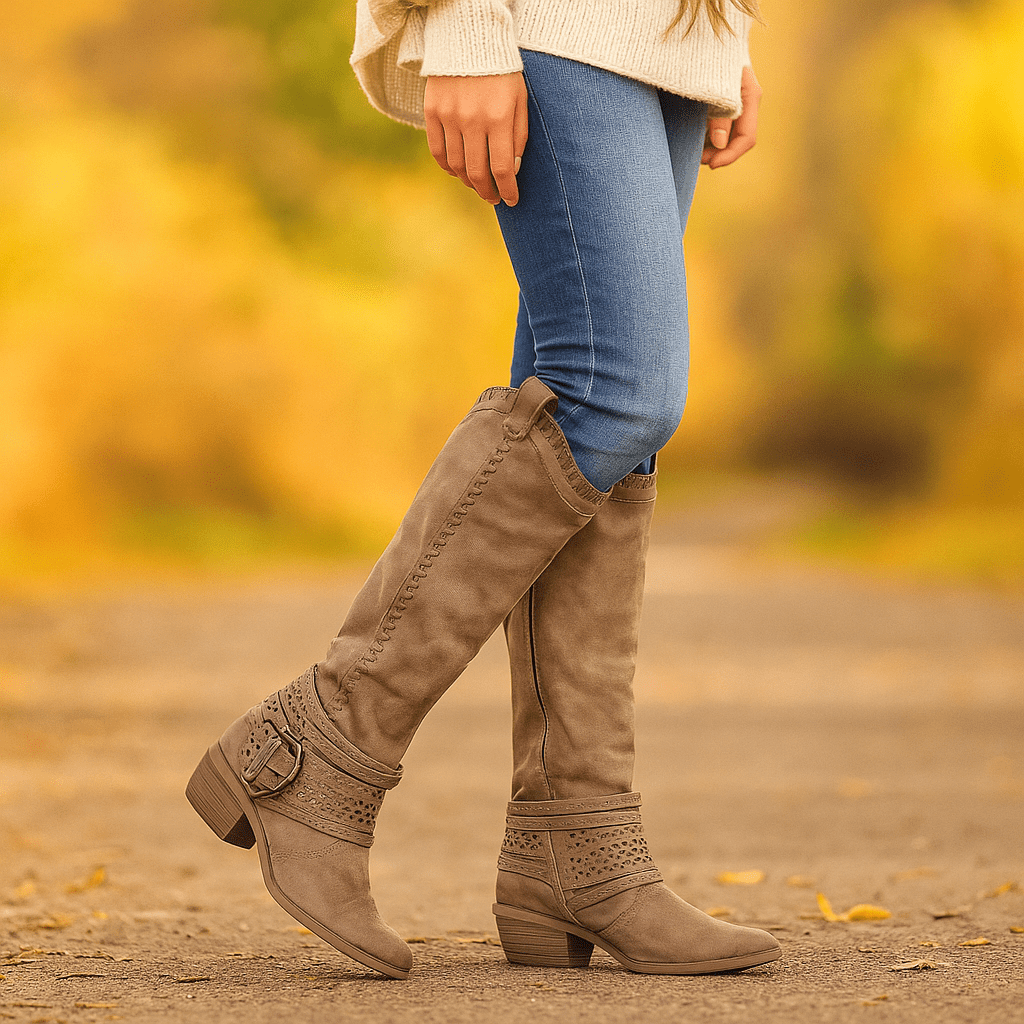 Botki Damskie – Wykończenie Zamszowe – Haftowane Cholewki – Dekoracyjna Klamra - vivano - warszawa