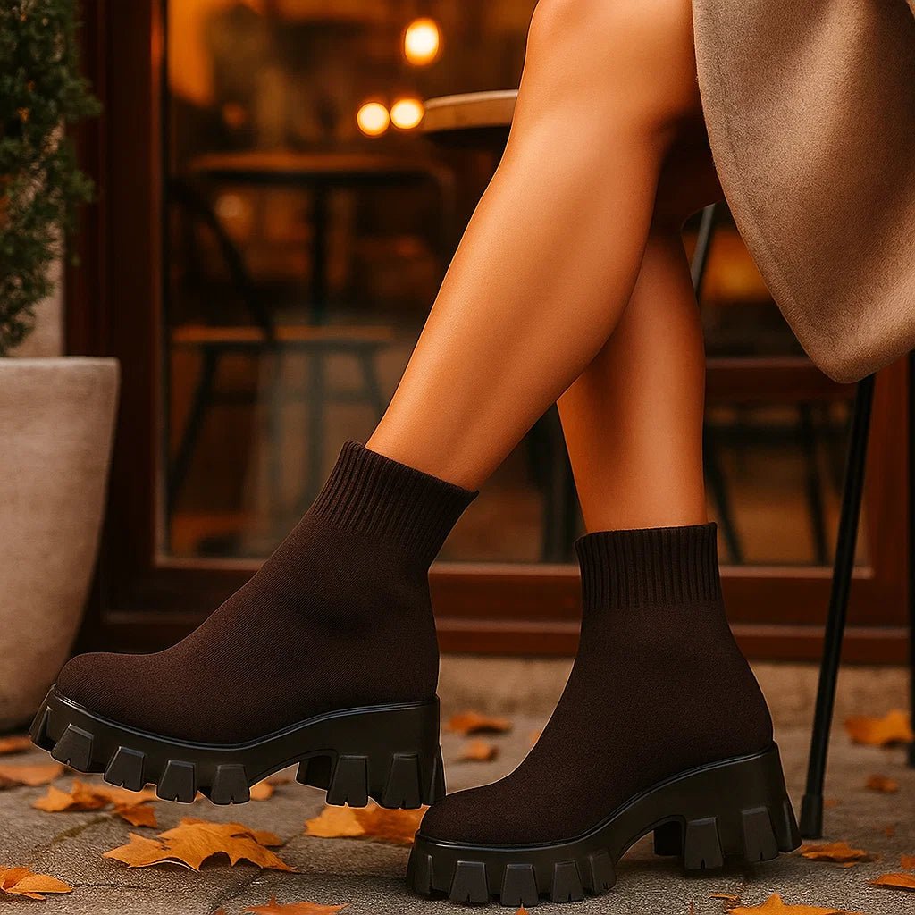 Shanna – Stylowe Zamszowe Botki na Obcasie