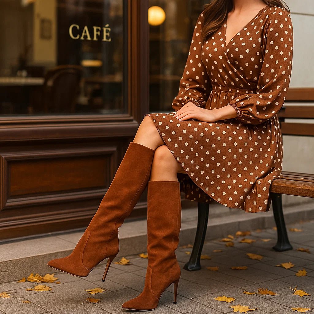 Valentina – Eleganckie Zamszowe Botki na Wysokim Obcasie