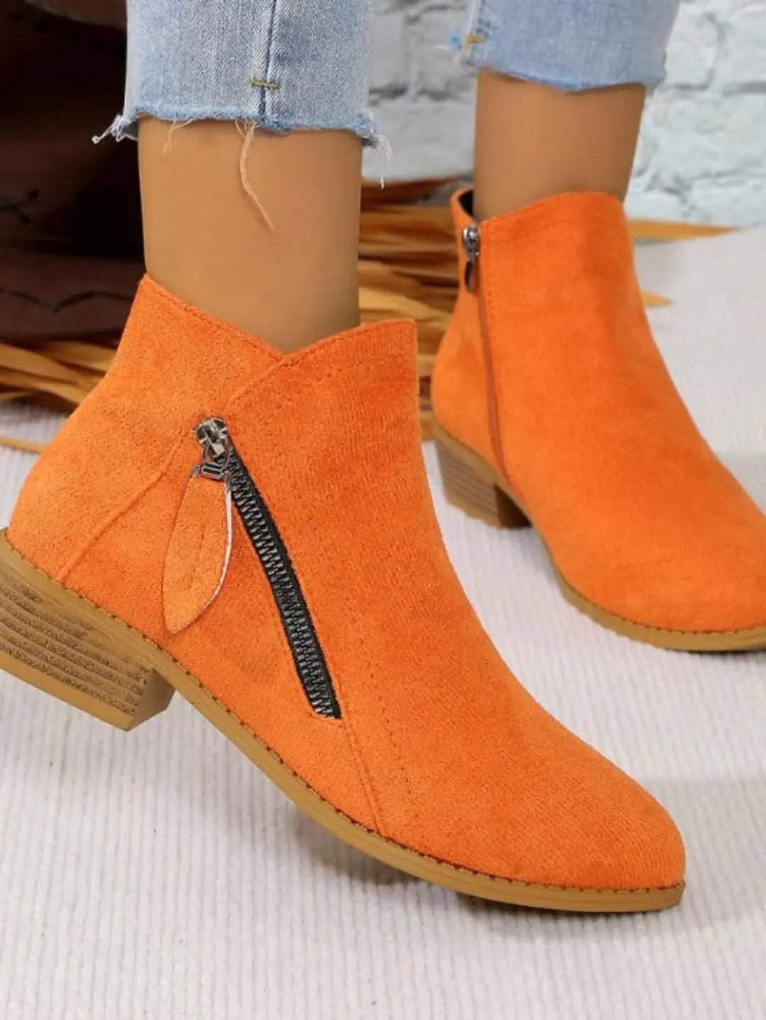 Zamszowe Botki na Zipper - Styl Chic i Niezrównany Komfort - vivano - warszawa