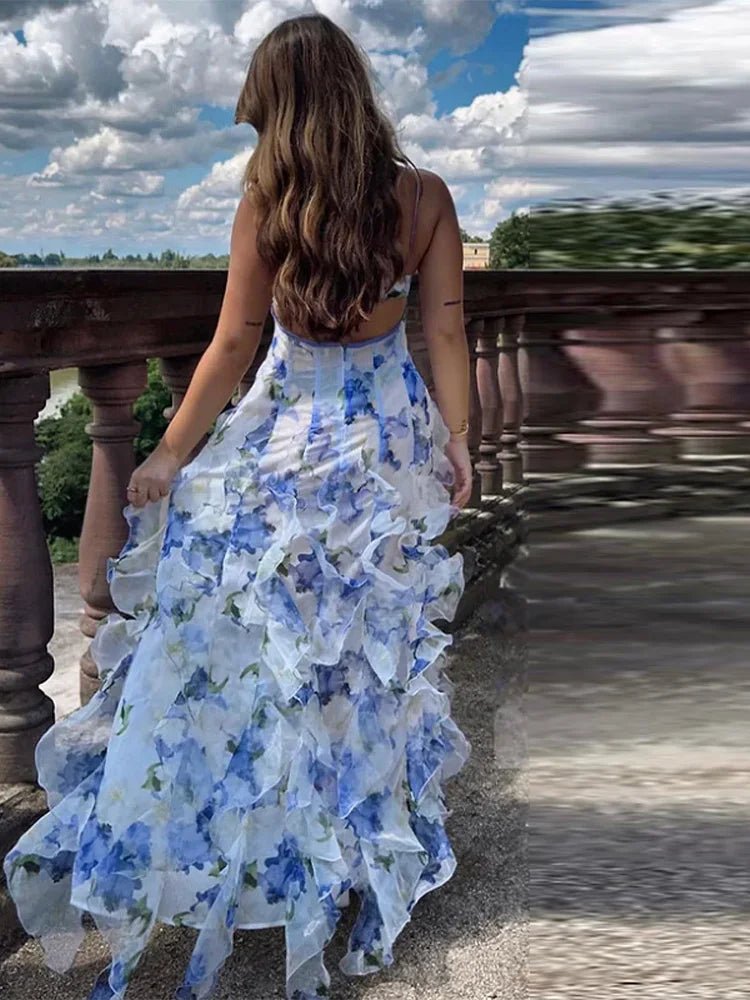 Zwiewna długa sukienka z falbanami i cienkimi ramiączkami - vivano - warszawa